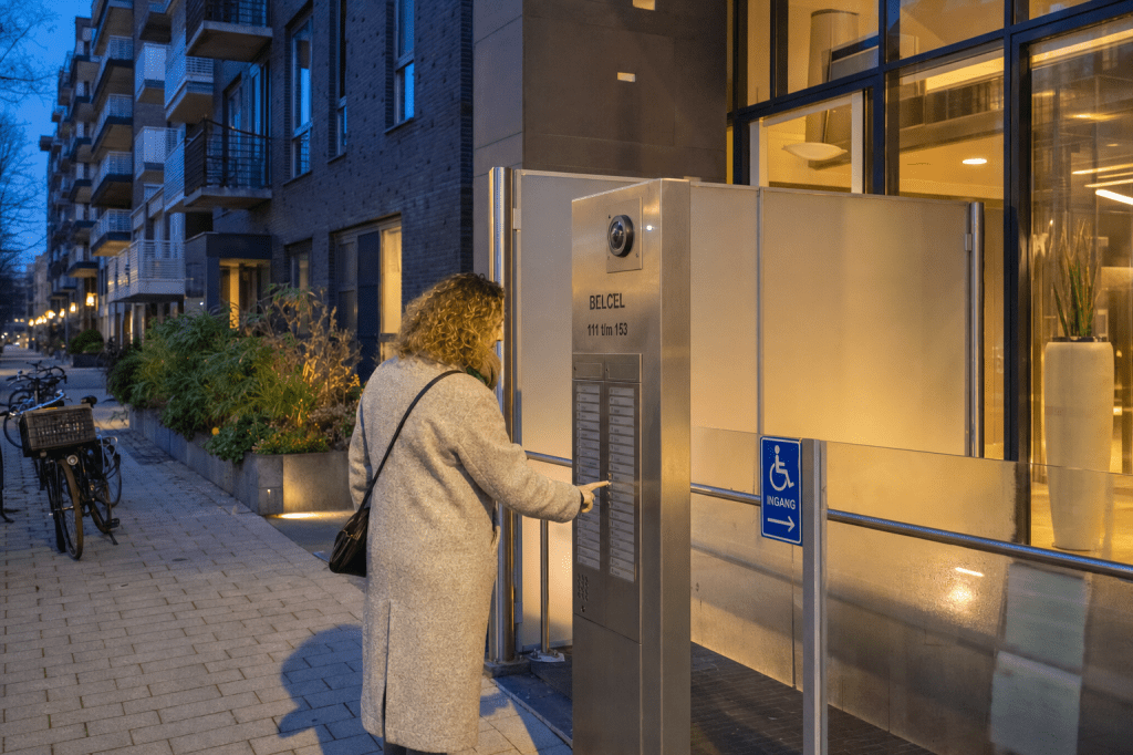 Hoe kies je de juiste belcel voor jouw gebouw (veiligheid, privacy en toegankelijkheid)?